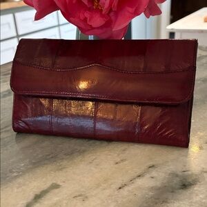Eel skin Burgundy wallet clutch vintage like new!